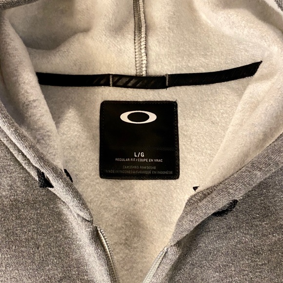 Oakley 360 Fleece Hoodie - Picture 3 of 3